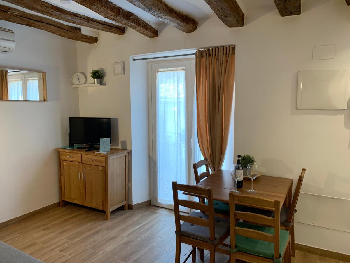 Apartaments Impro Mora d'Ebre Exteriér fotografie