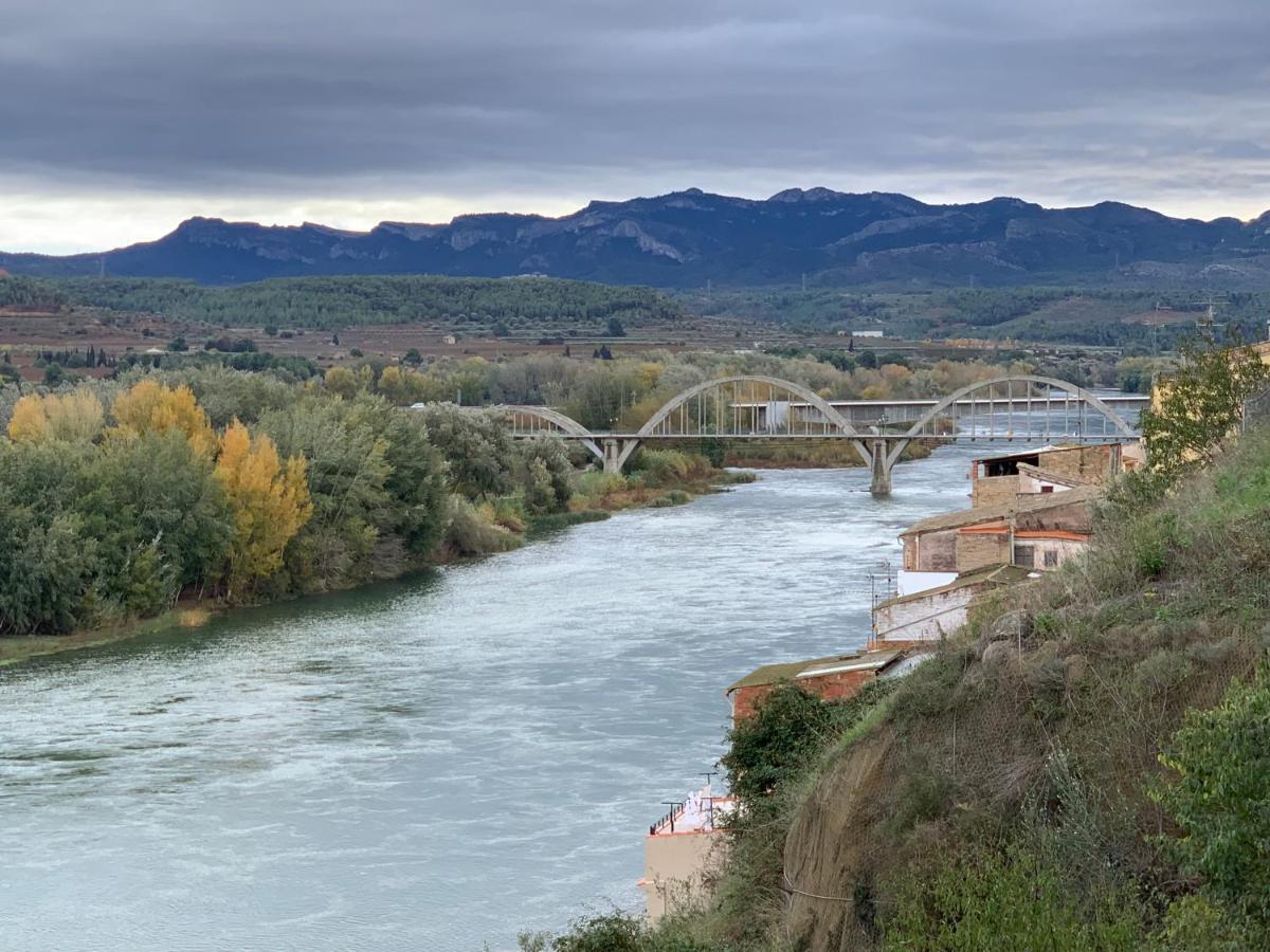 Apartaments Impro Mora d'Ebre Exteriér fotografie
